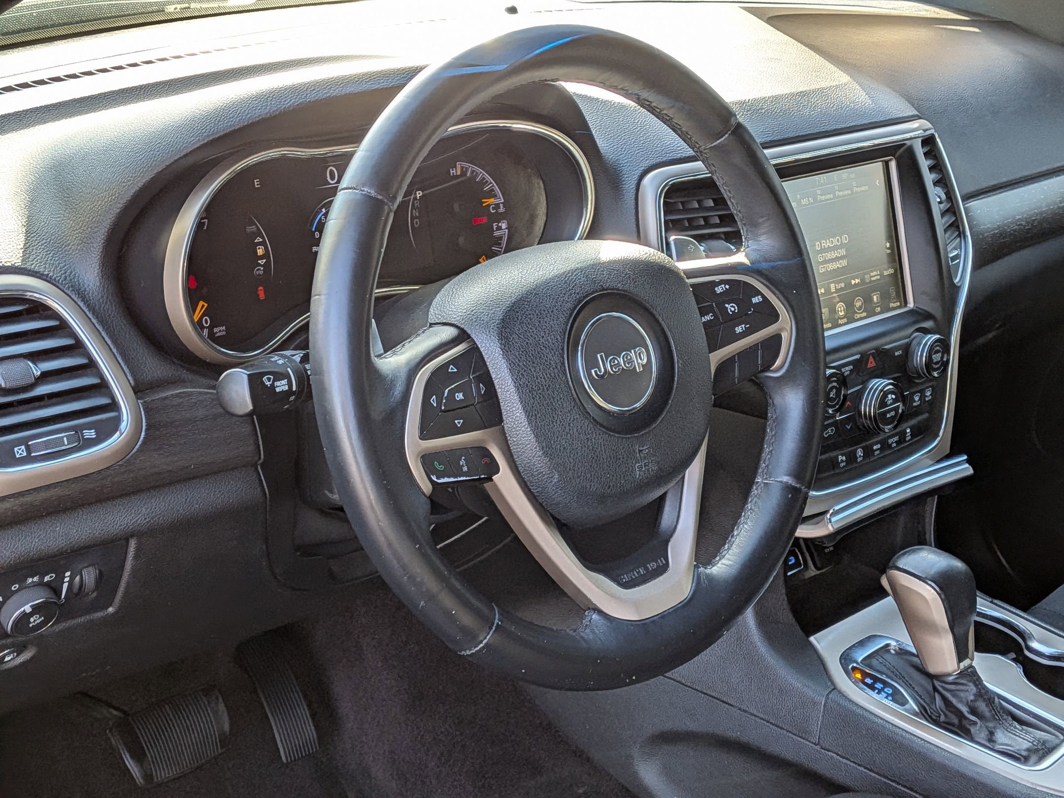 2017 Jeep Grand Cherokee Laredo