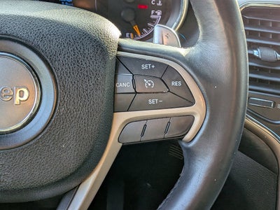 2017 Jeep Grand Cherokee Laredo