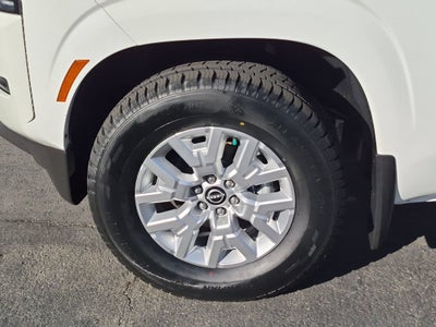 2022 Nissan Frontier SV