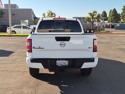 2022 Nissan Frontier SV