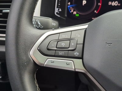 2023 Volkswagen Atlas 3.6L V6 SE with Technology