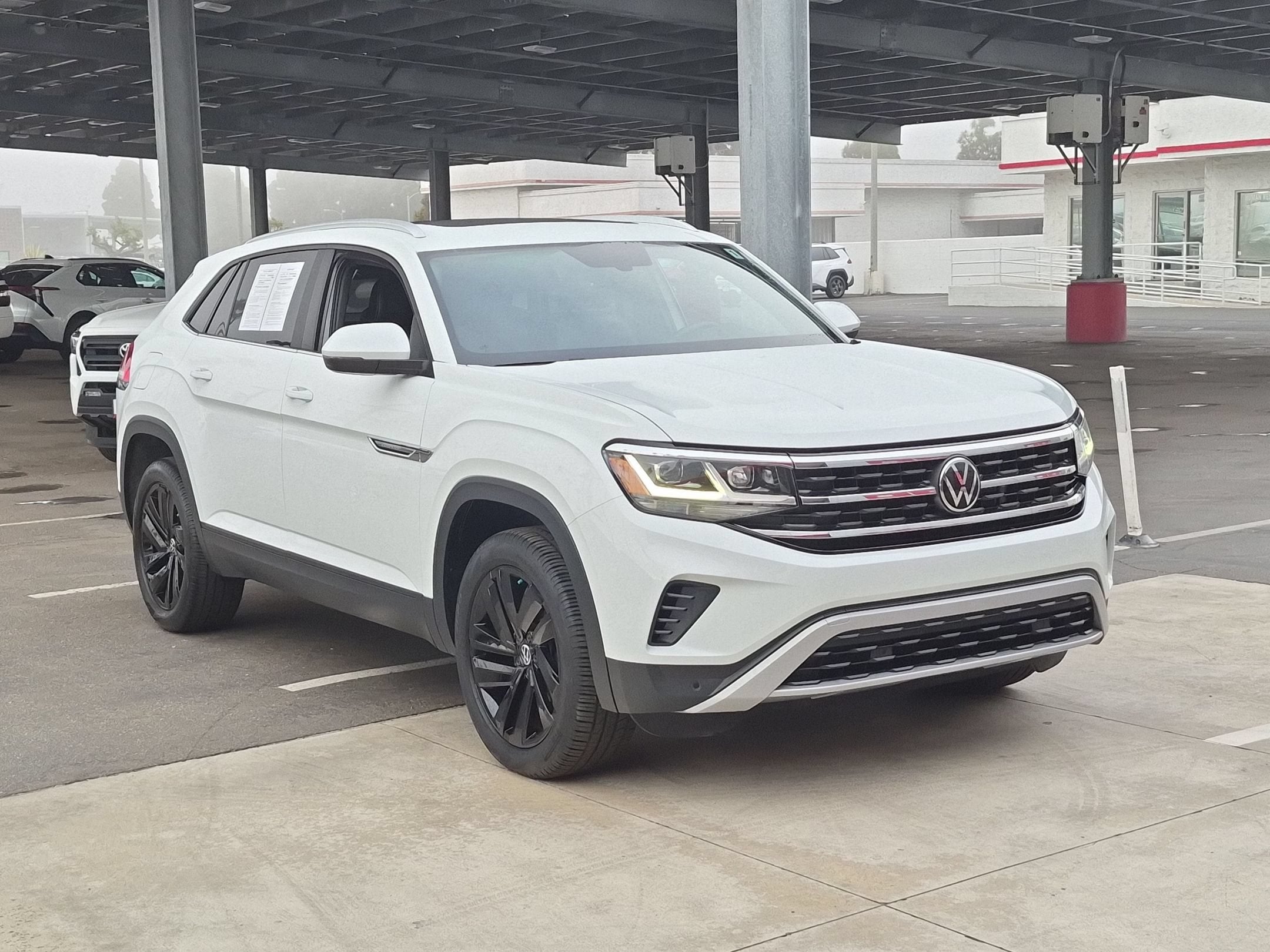 2023 Volkswagen Atlas 3.6L V6 SE with Technology