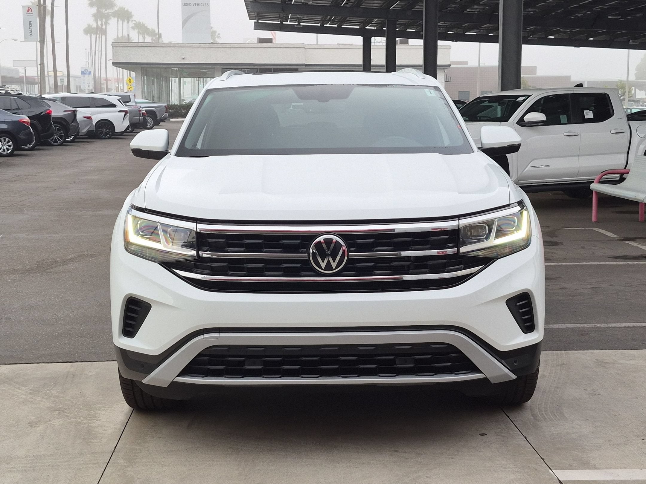 2023 Volkswagen Atlas 3.6L V6 SE with Technology
