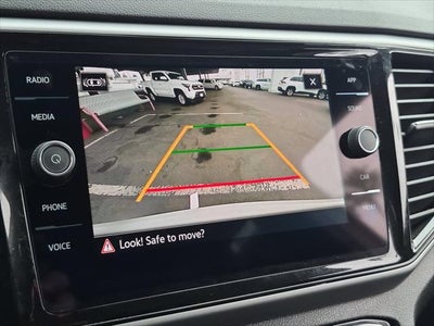 2023 Volkswagen Atlas 3.6L V6 SE with Technology