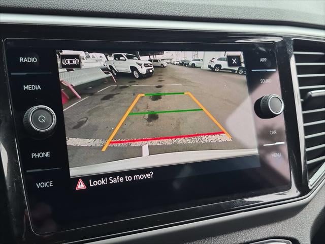2023 Volkswagen Atlas 3.6L V6 SE with Technology