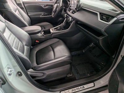 2022 Toyota RAV4 XLE Premium