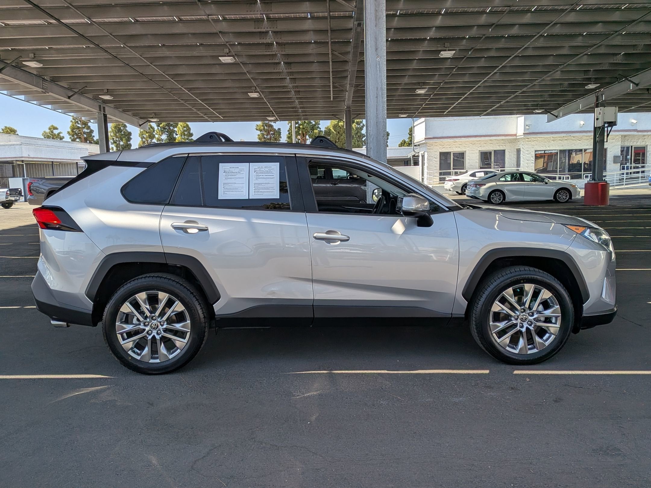 2021 Toyota RAV4 XLE Premium