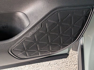 2020 Toyota RAV4 HYBRID Hybrid XLE