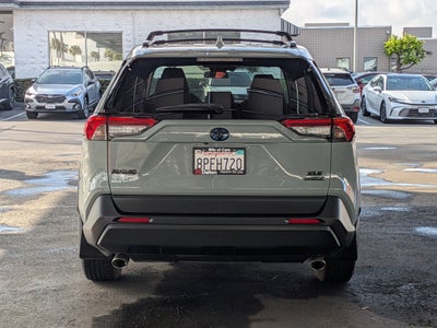 2020 Toyota RAV4 HYBRID Hybrid XLE