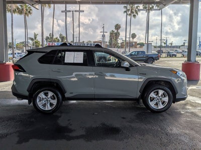 2020 Toyota RAV4 HYBRID Hybrid XLE