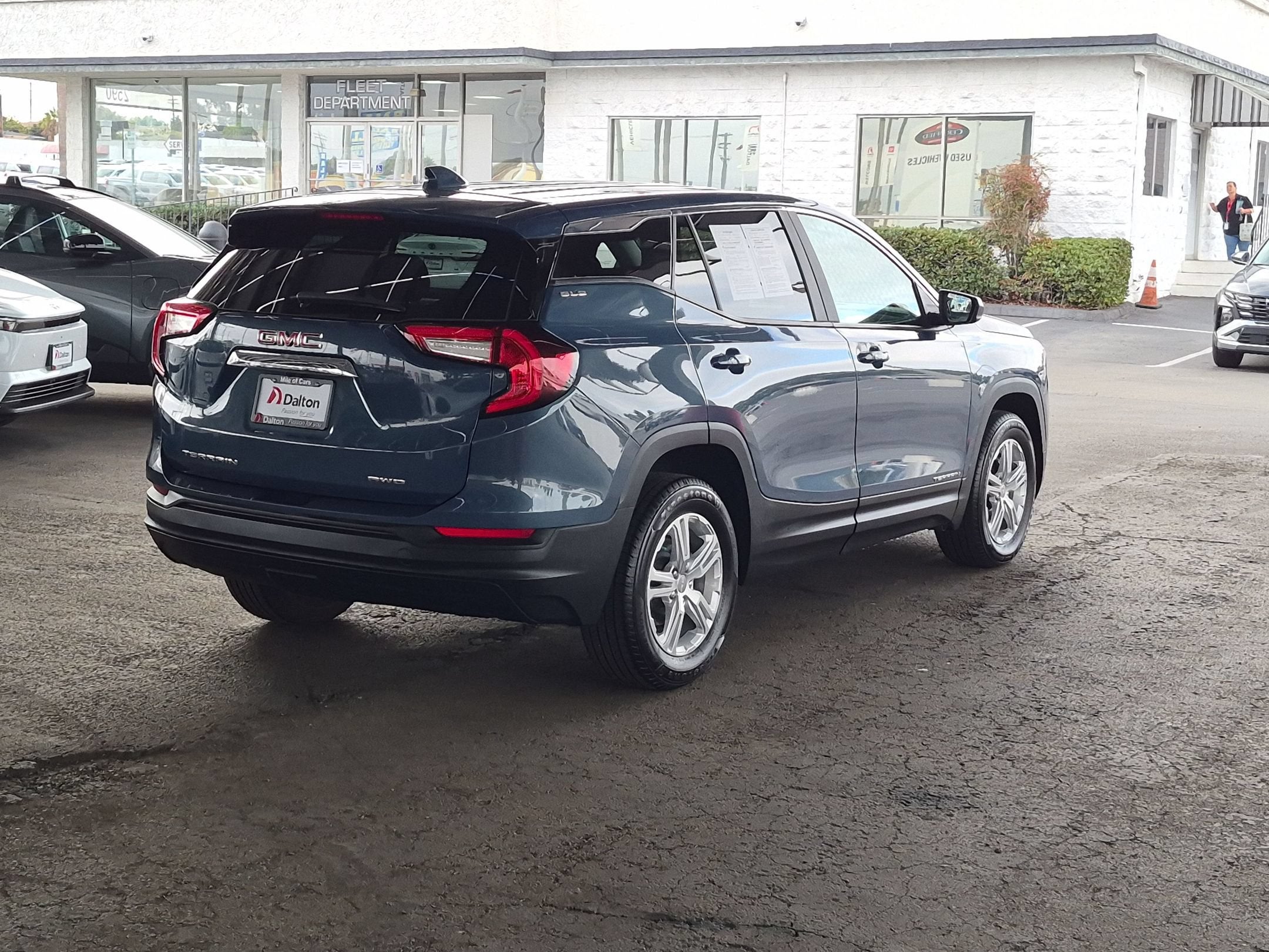 2024 GMC Terrain SLE