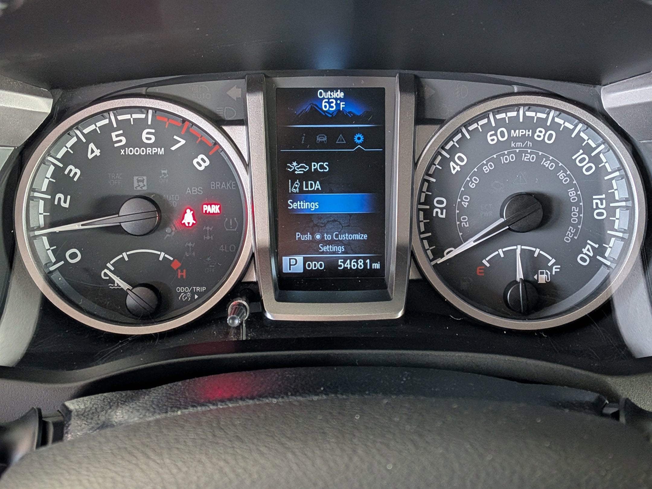 2022 Toyota TACOMA SR5 SR5