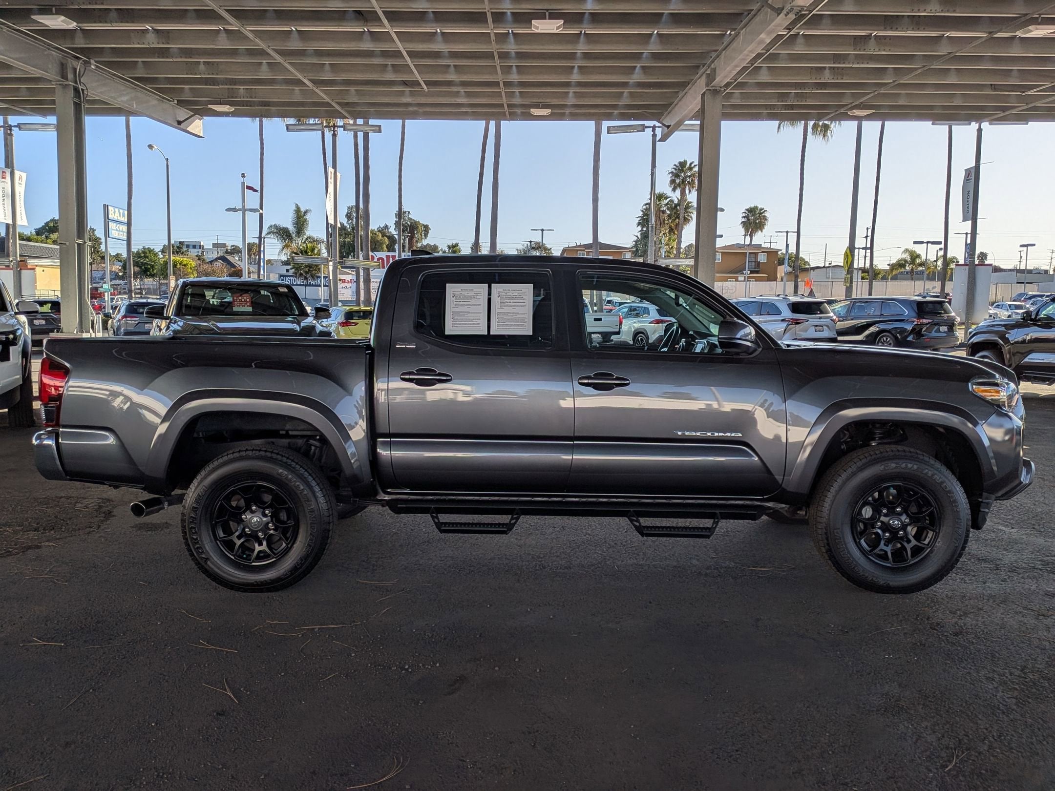 2022 Toyota TACOMA SR5 SR5