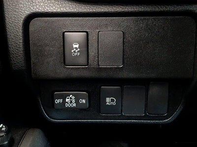 2022 Toyota TACOMA SR5 SR5