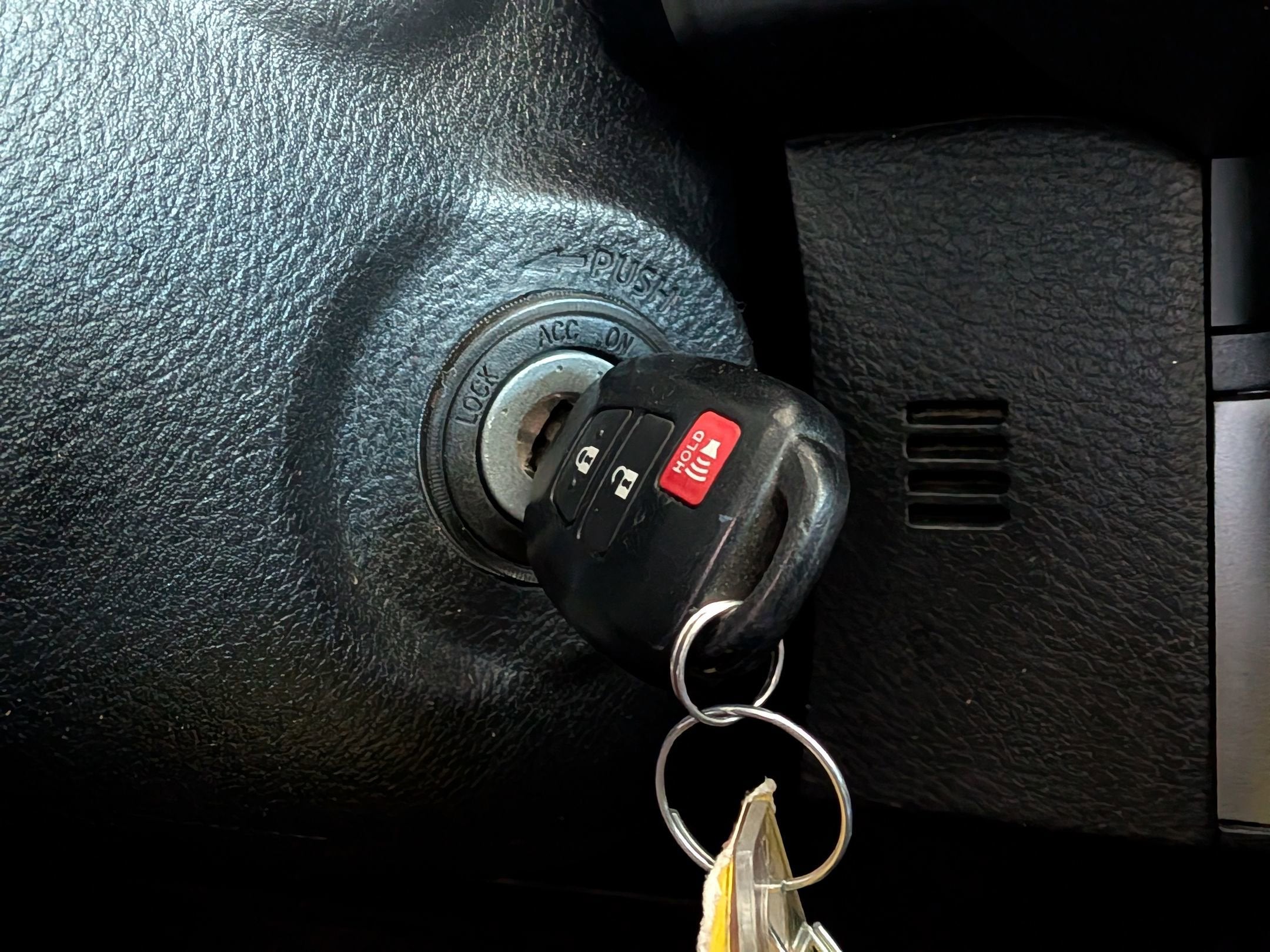 2022 Toyota TACOMA SR5 SR5