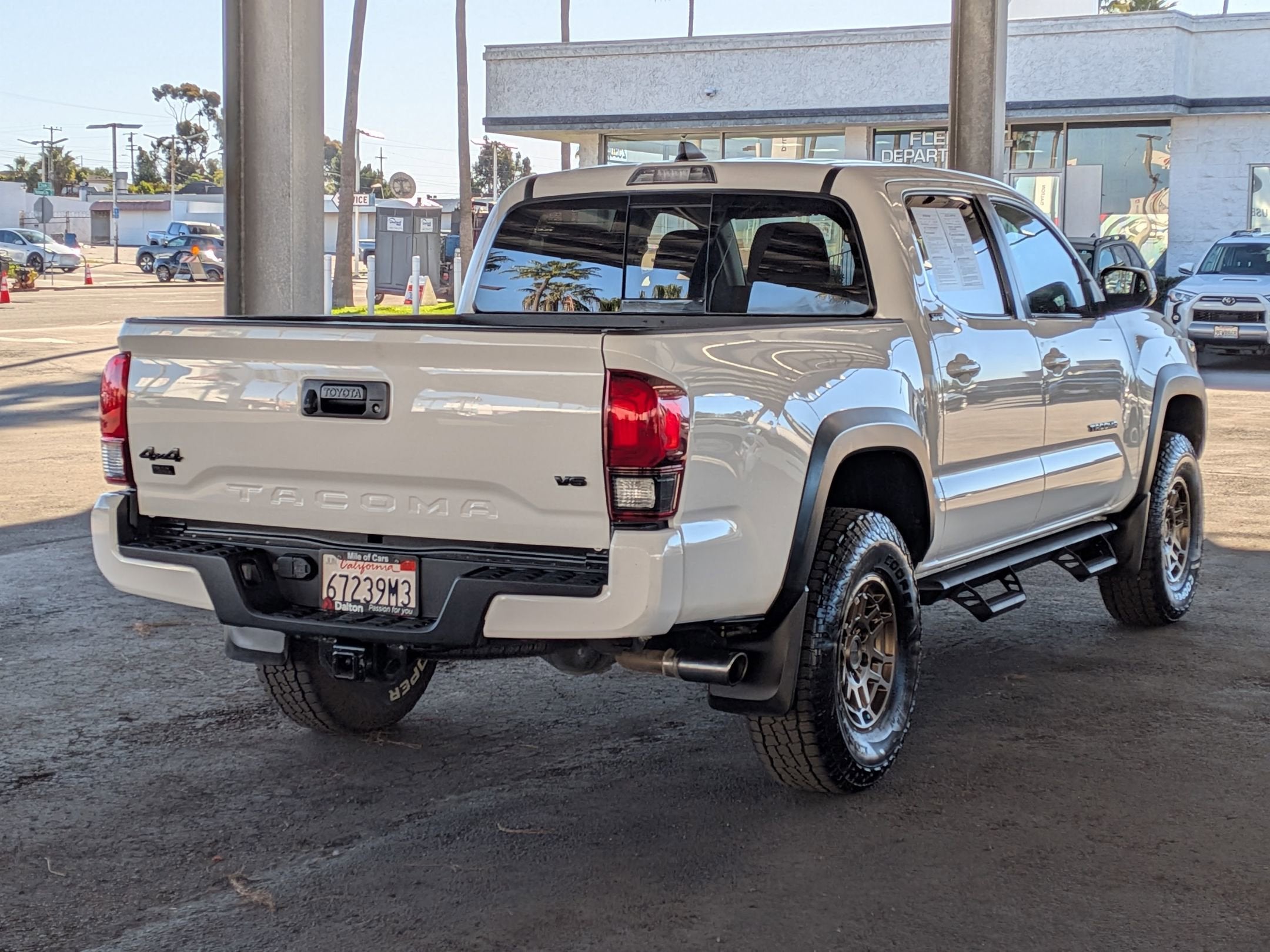 2022 Toyota TACOMA SR5 SR5