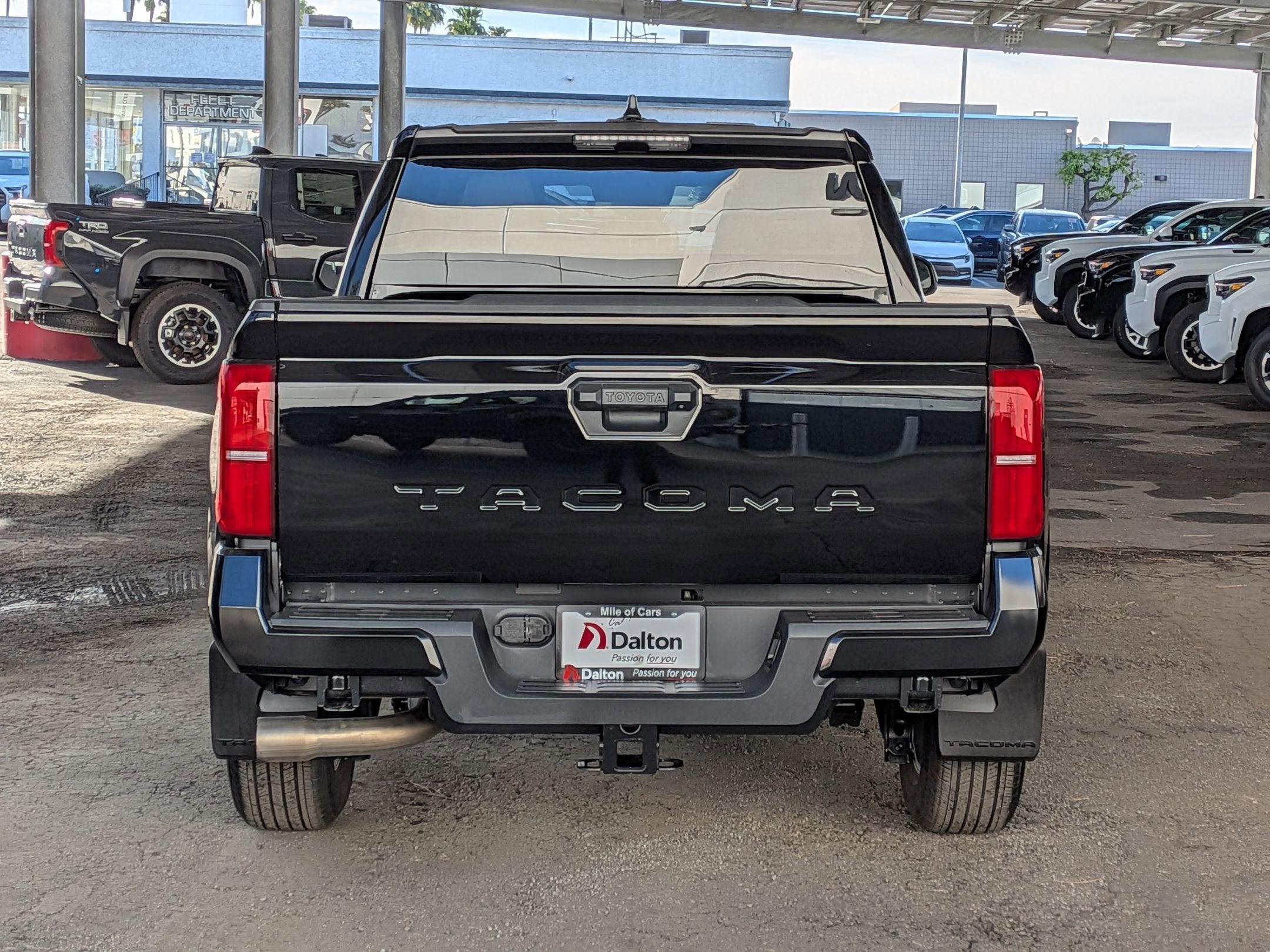 2025 Toyota TACOMA SR5 SR5