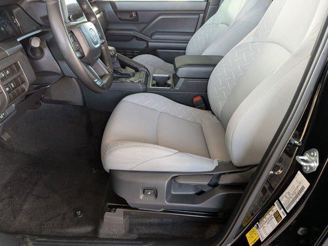 2025 Toyota TACOMA SR5 SR5