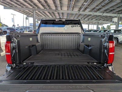 2025 Toyota TACOMA SR5 SR5