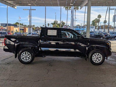 2025 Toyota TACOMA SR5 SR5