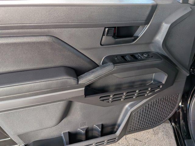 2025 Toyota TACOMA SR5 SR5