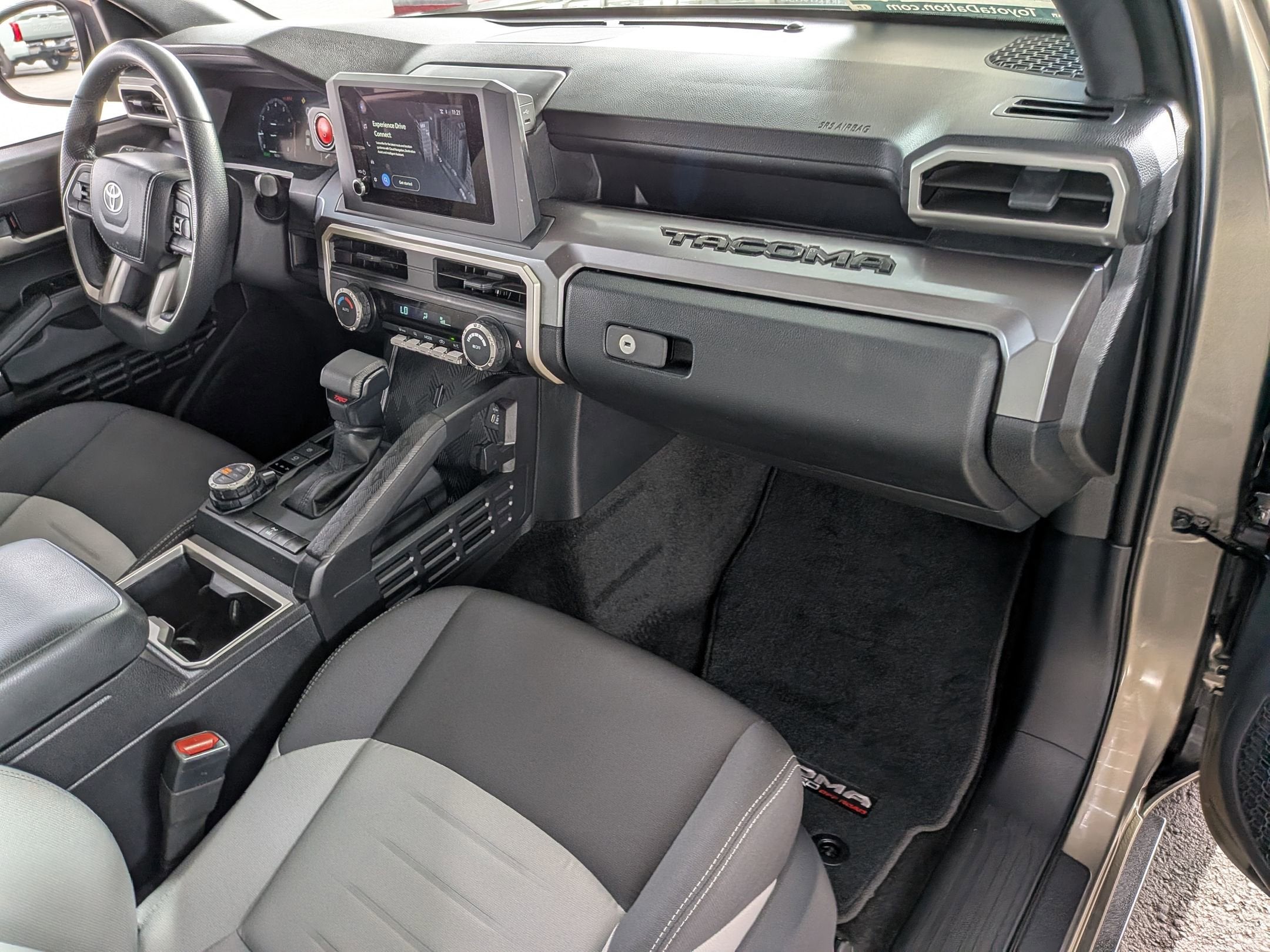 2025 Toyota TACOMA TRD OFFRD TRD OFF ROAD HYBR