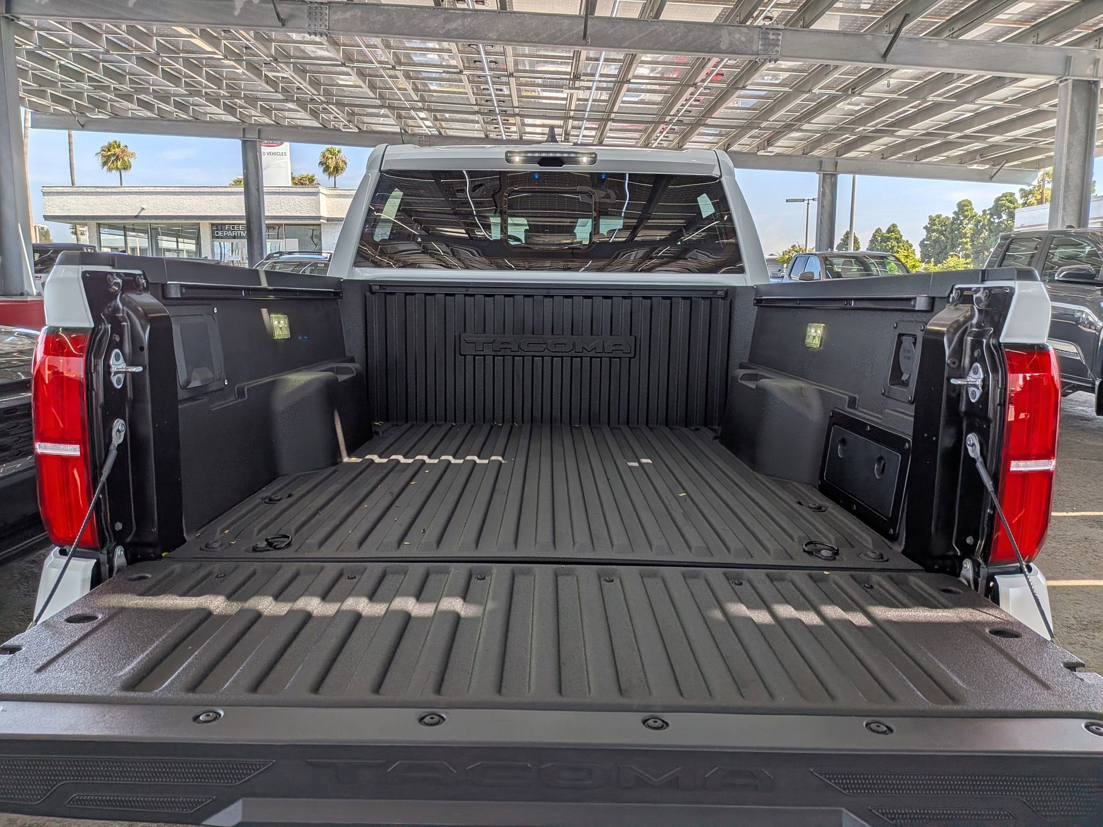 2024 Toyota Tacoma i-FORCE MAX TRD OFF ROAD HYBR