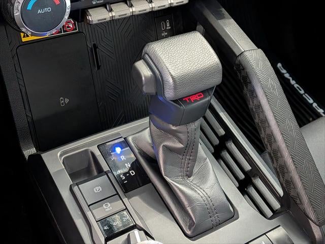 2024 Toyota Tacoma i-FORCE MAX TRD OFF ROAD HYBR