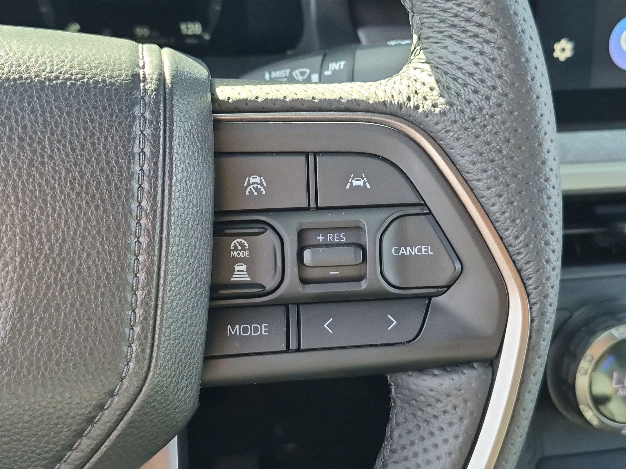 2026 Toyota Tacoma i-FORCE MAX TRAILHUNTER HYBRI
