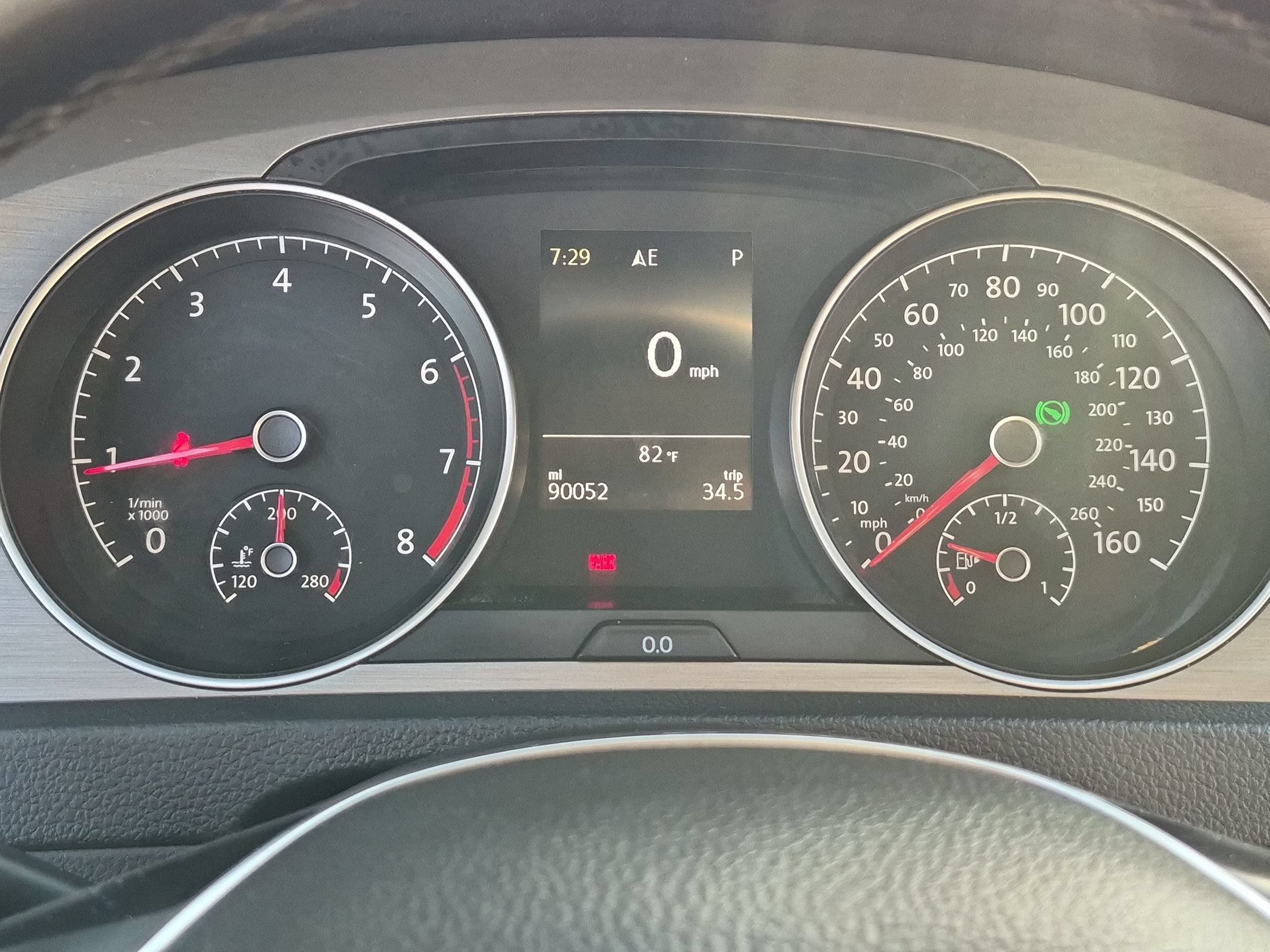 2016 Volkswagen Golf TSI SE