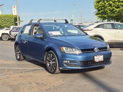 2016 Volkswagen Golf TSI SE