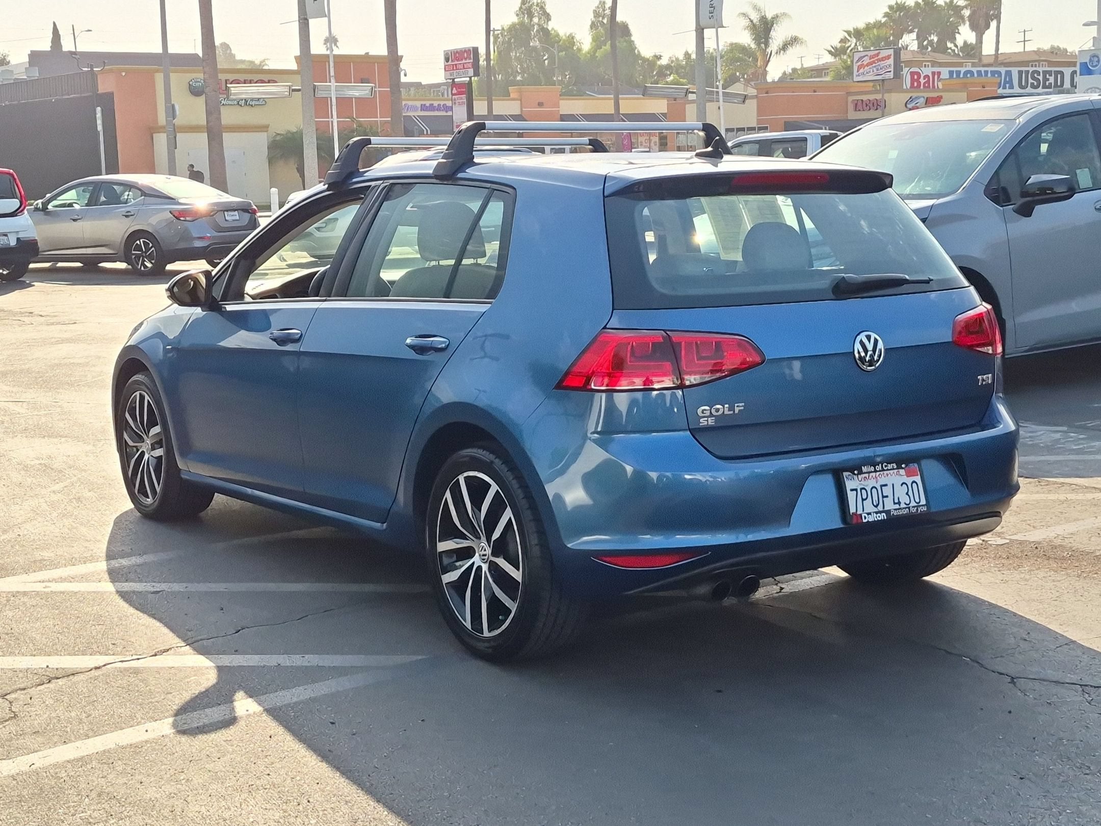 2016 Volkswagen Golf TSI SE
