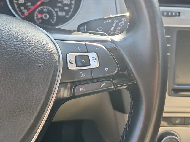 2016 Volkswagen Golf TSI SE