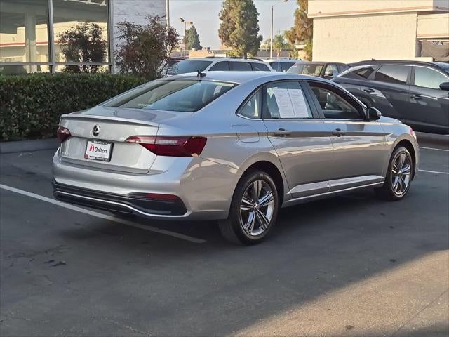 2024 Volkswagen Jetta SE