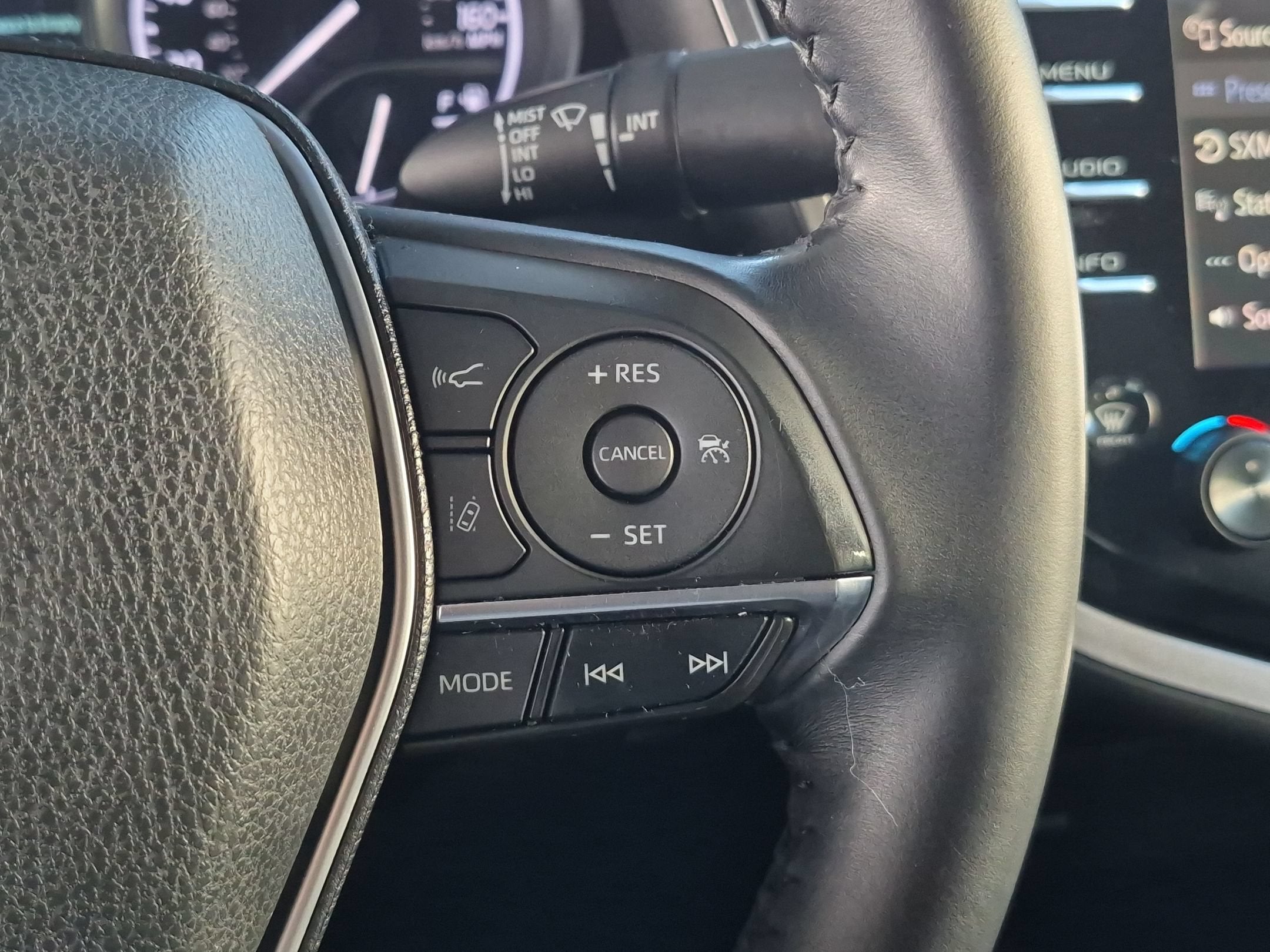 2018 Toyota Camry Hybrid Hybrid XLE