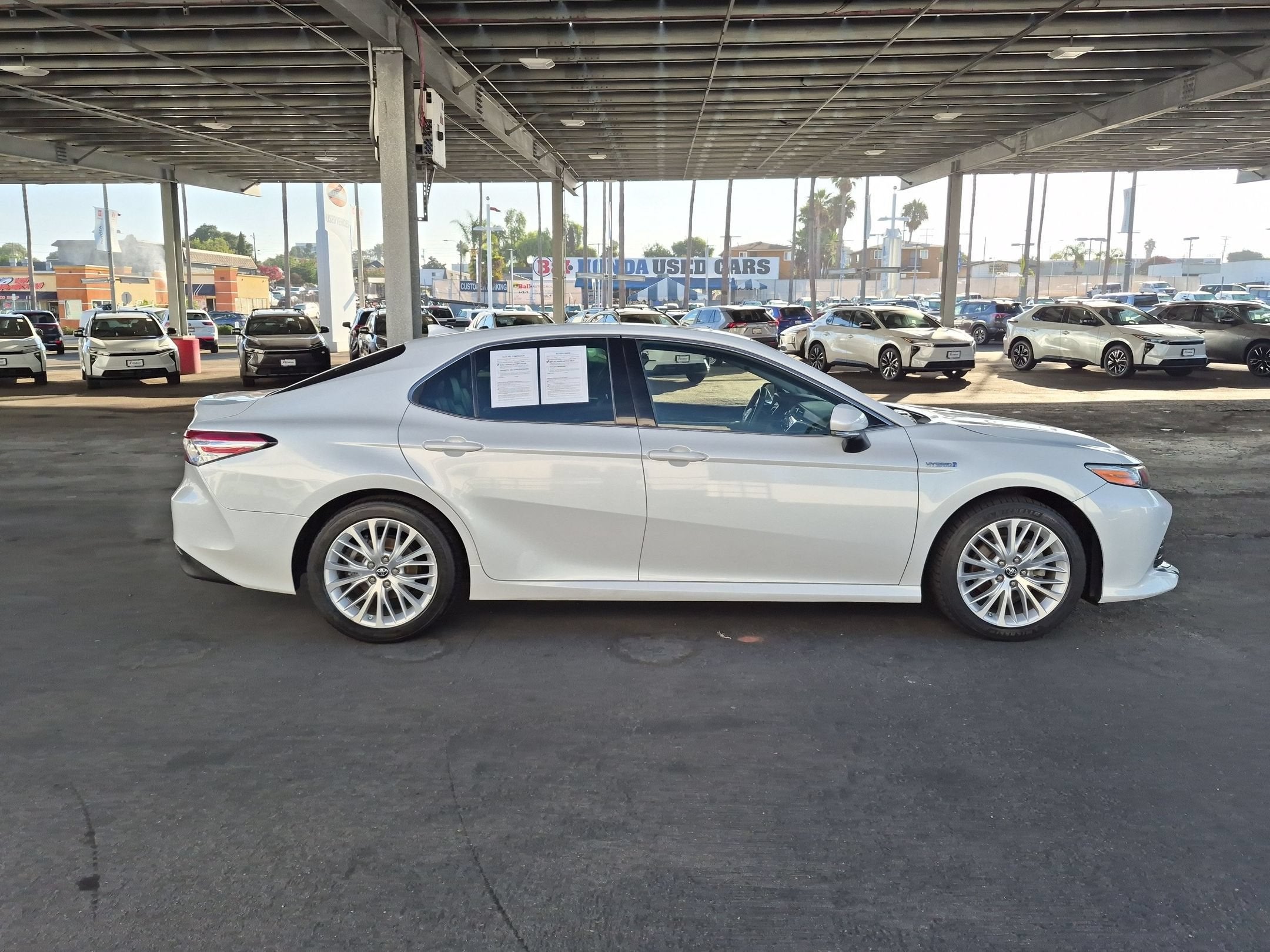 2018 Toyota Camry Hybrid Hybrid XLE