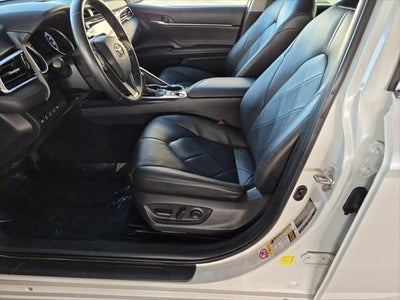 2018 Toyota Camry Hybrid Hybrid XLE
