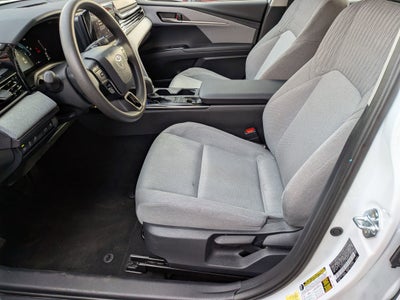 2025 Toyota CAMRY LE