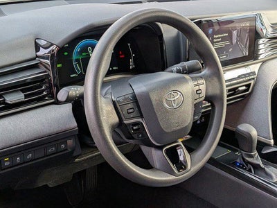 2025 Toyota CAMRY LE