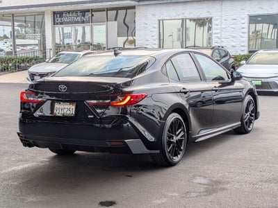 2025 Toyota Camry SE