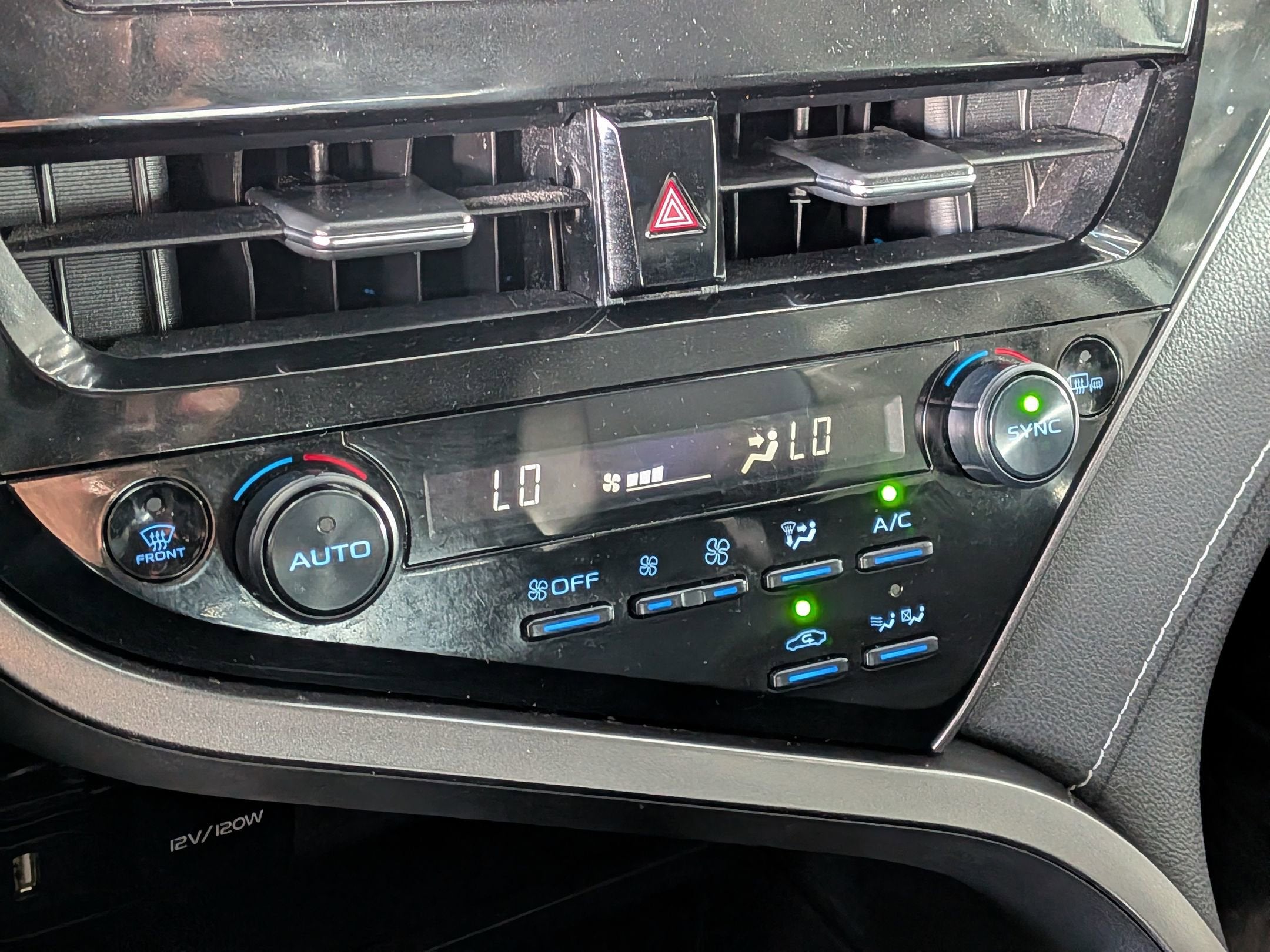 2022 Toyota Camry Hybrid Hybrid Nightshade