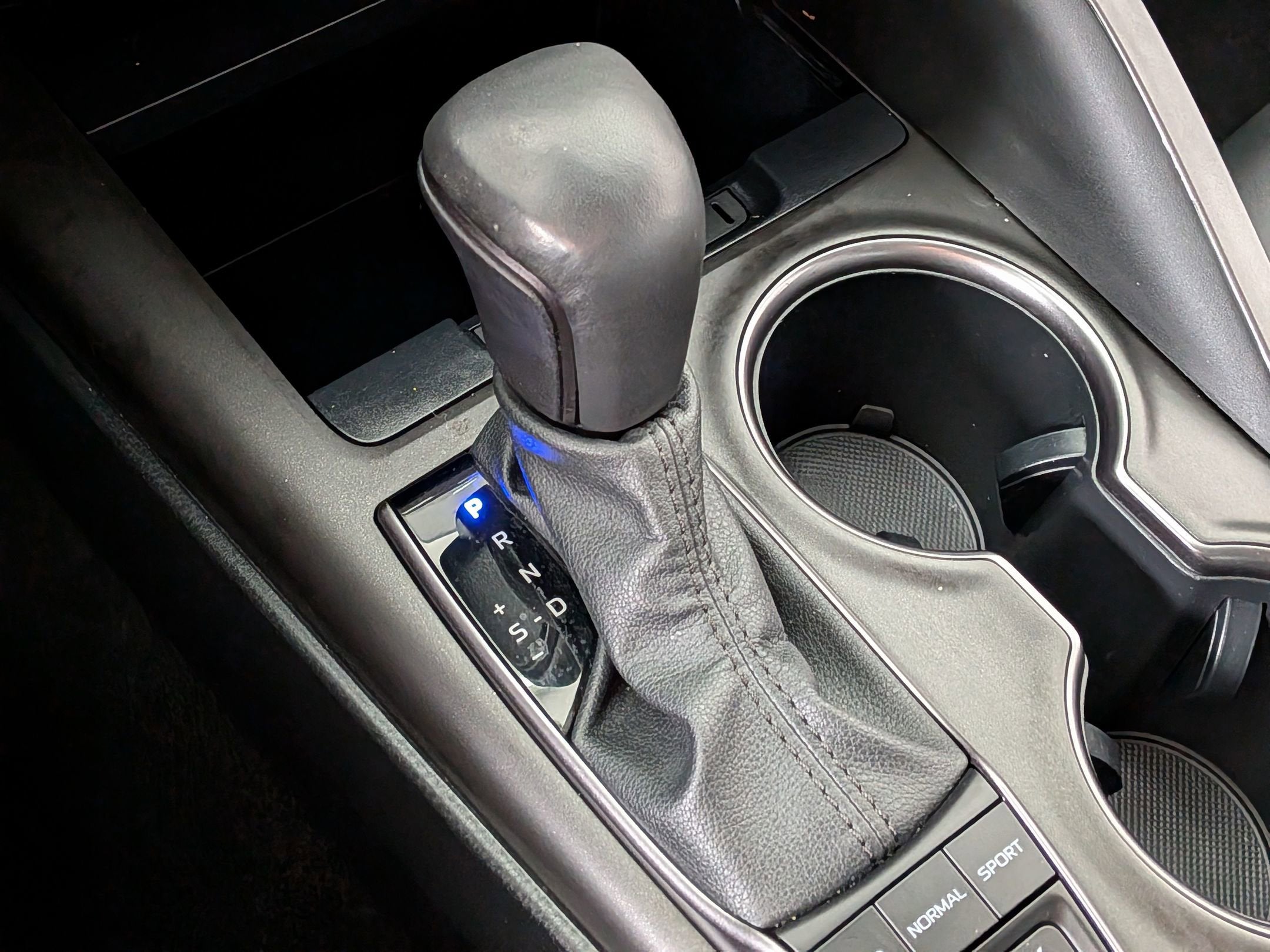 2023 Toyota CAMRY Hybrid XSE