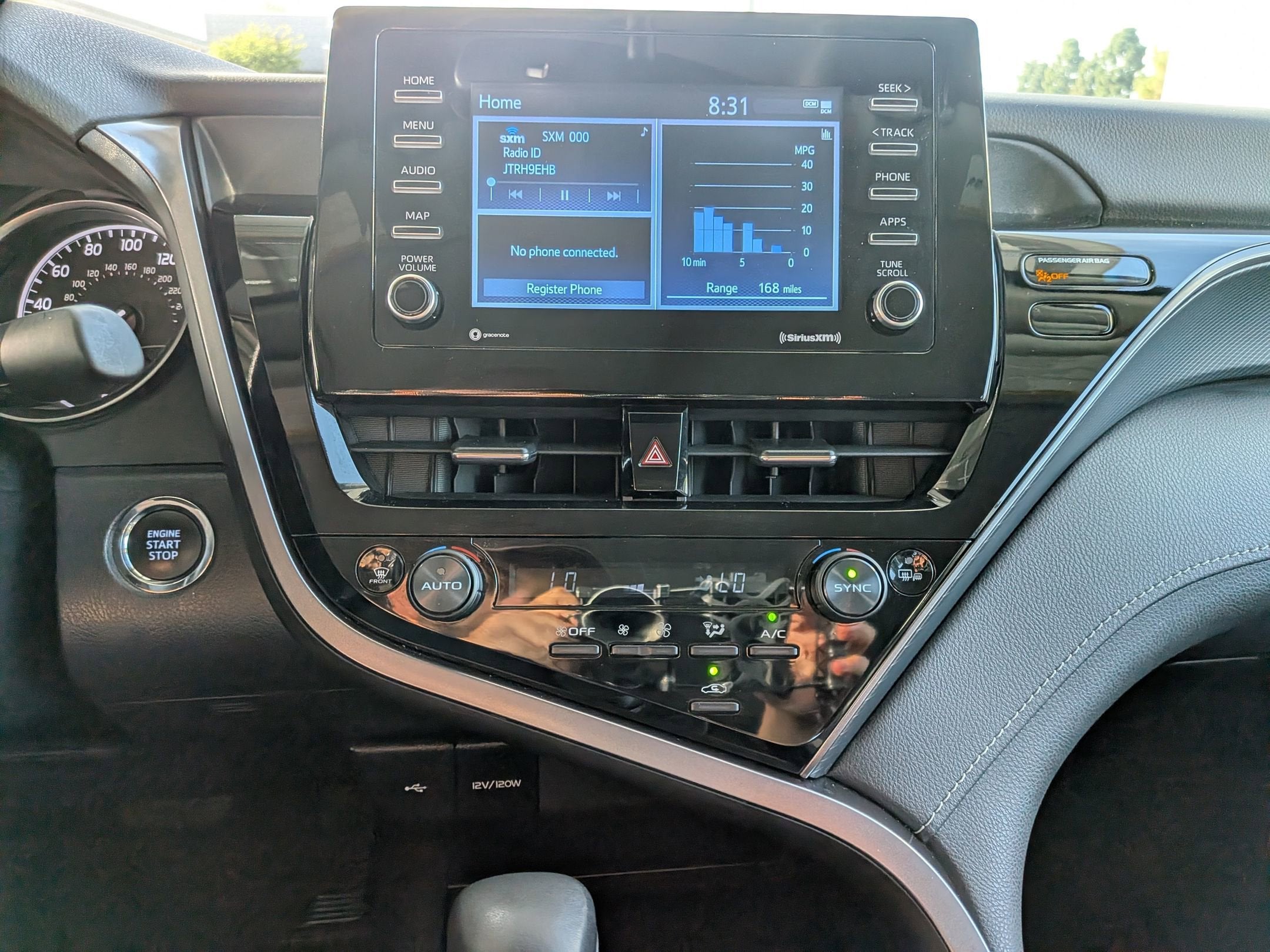 2023 Toyota CAMRY SE