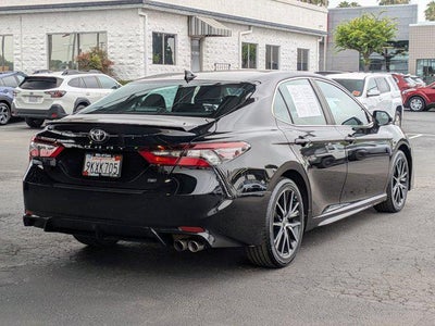 2024 Toyota CAMRY SE