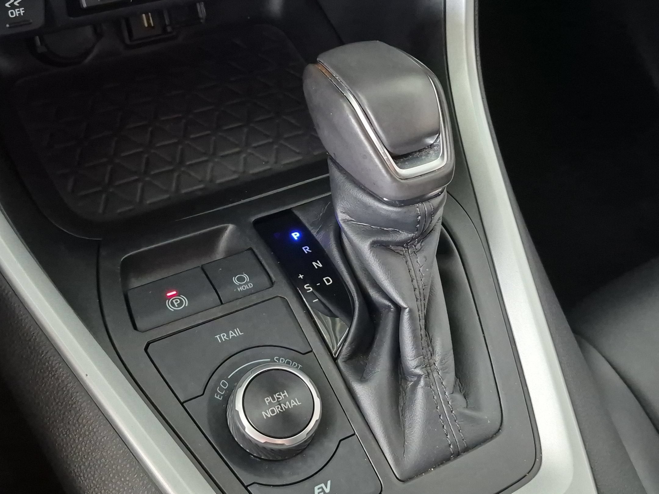 2022 Toyota RAV4 Hybrid Hybrid XLE Premium