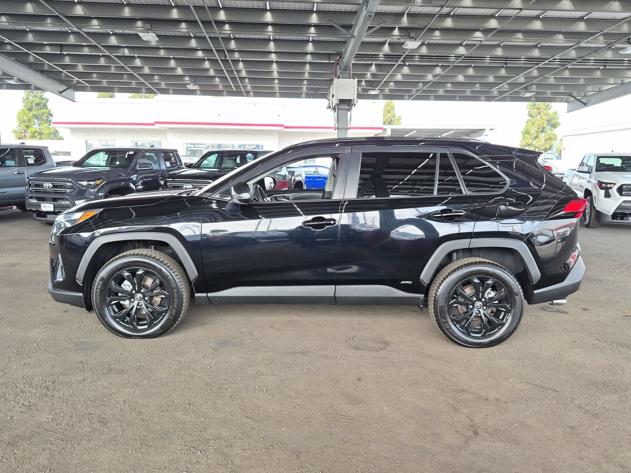 2022 Toyota RAV4 Hybrid Hybrid XLE Premium