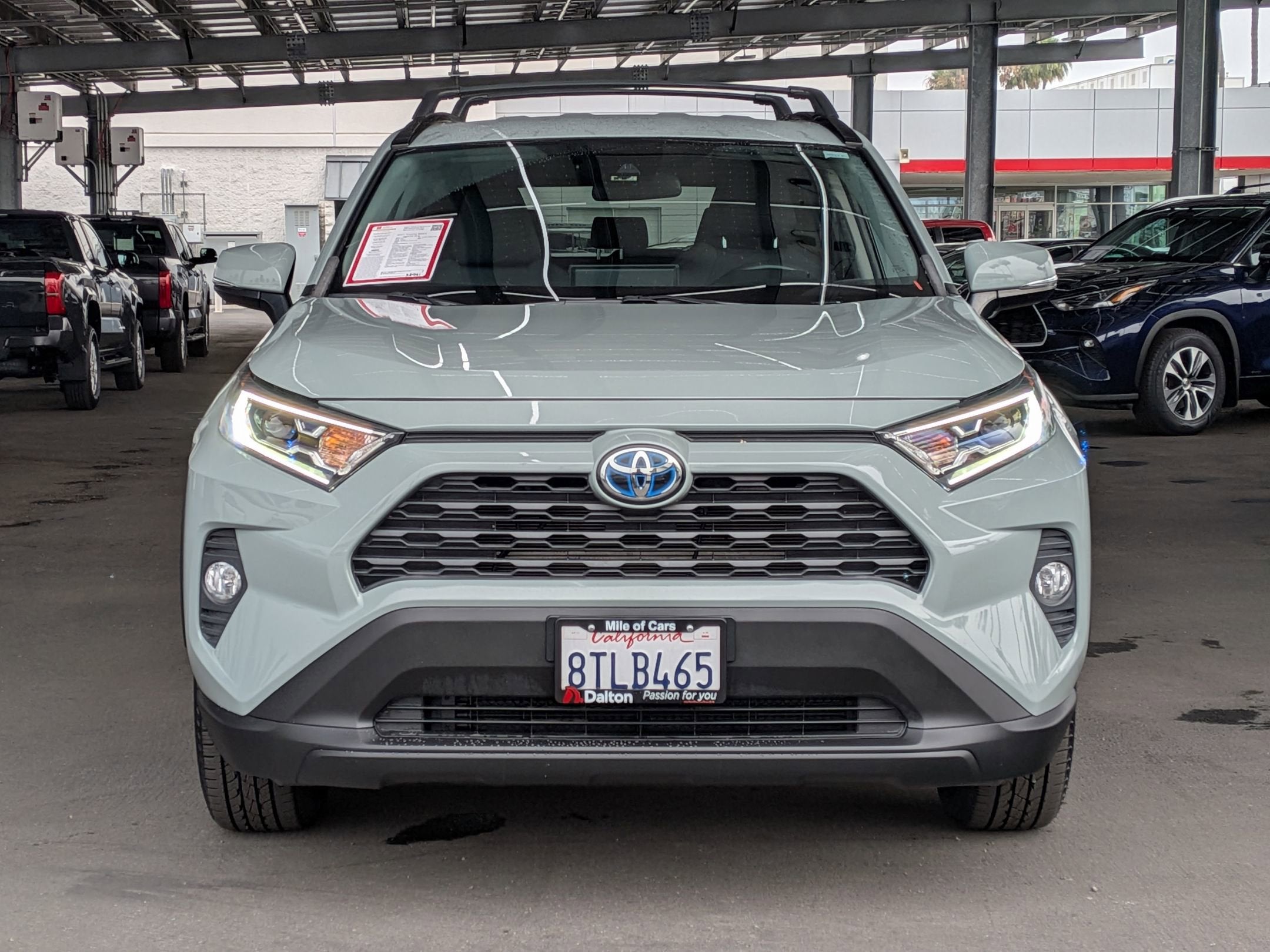 2021 Toyota RAV4 HYBRID Hybrid XLE