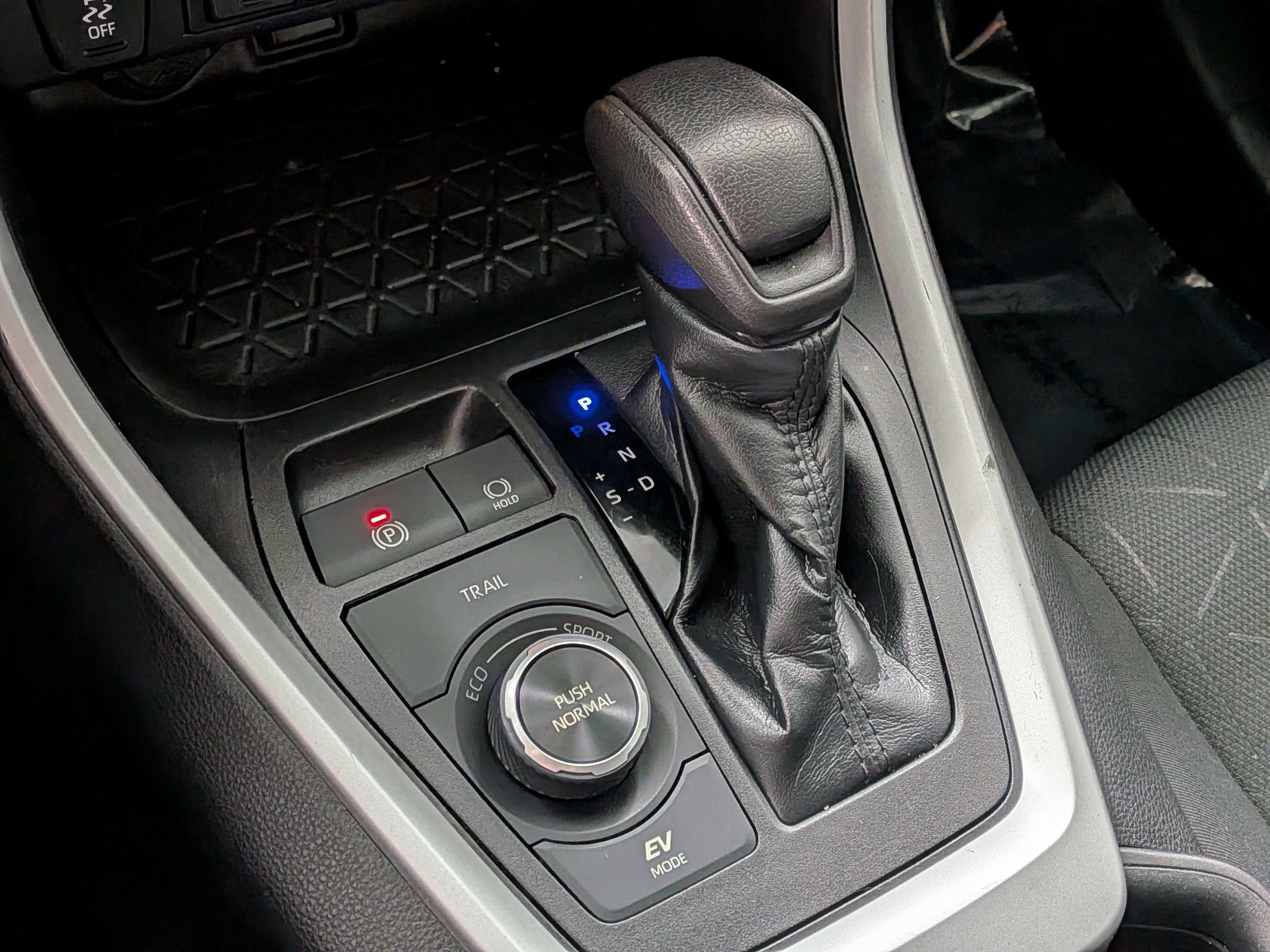 2021 Toyota RAV4 HYBRID Hybrid XLE