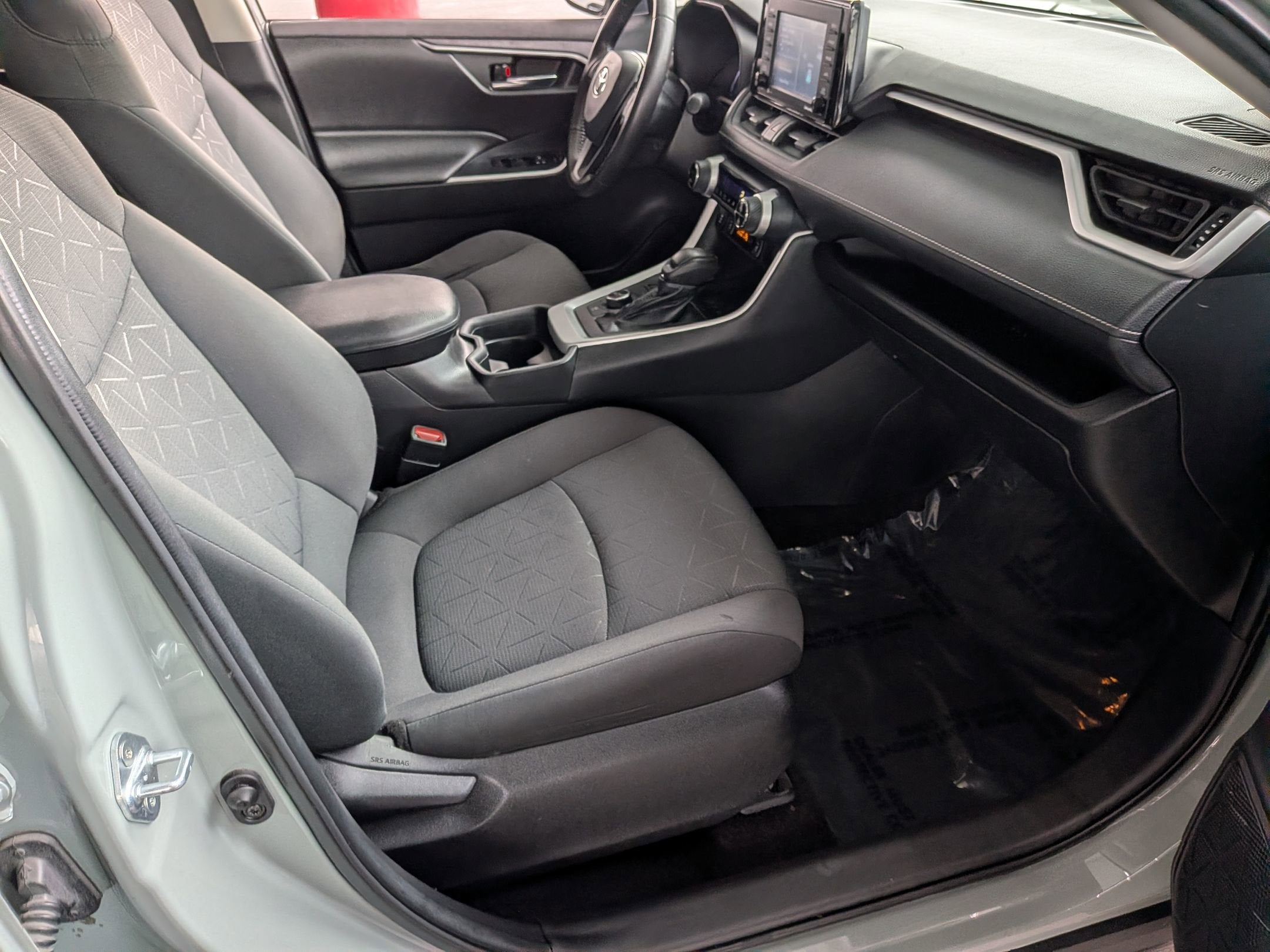 2021 Toyota RAV4 HYBRID Hybrid XLE