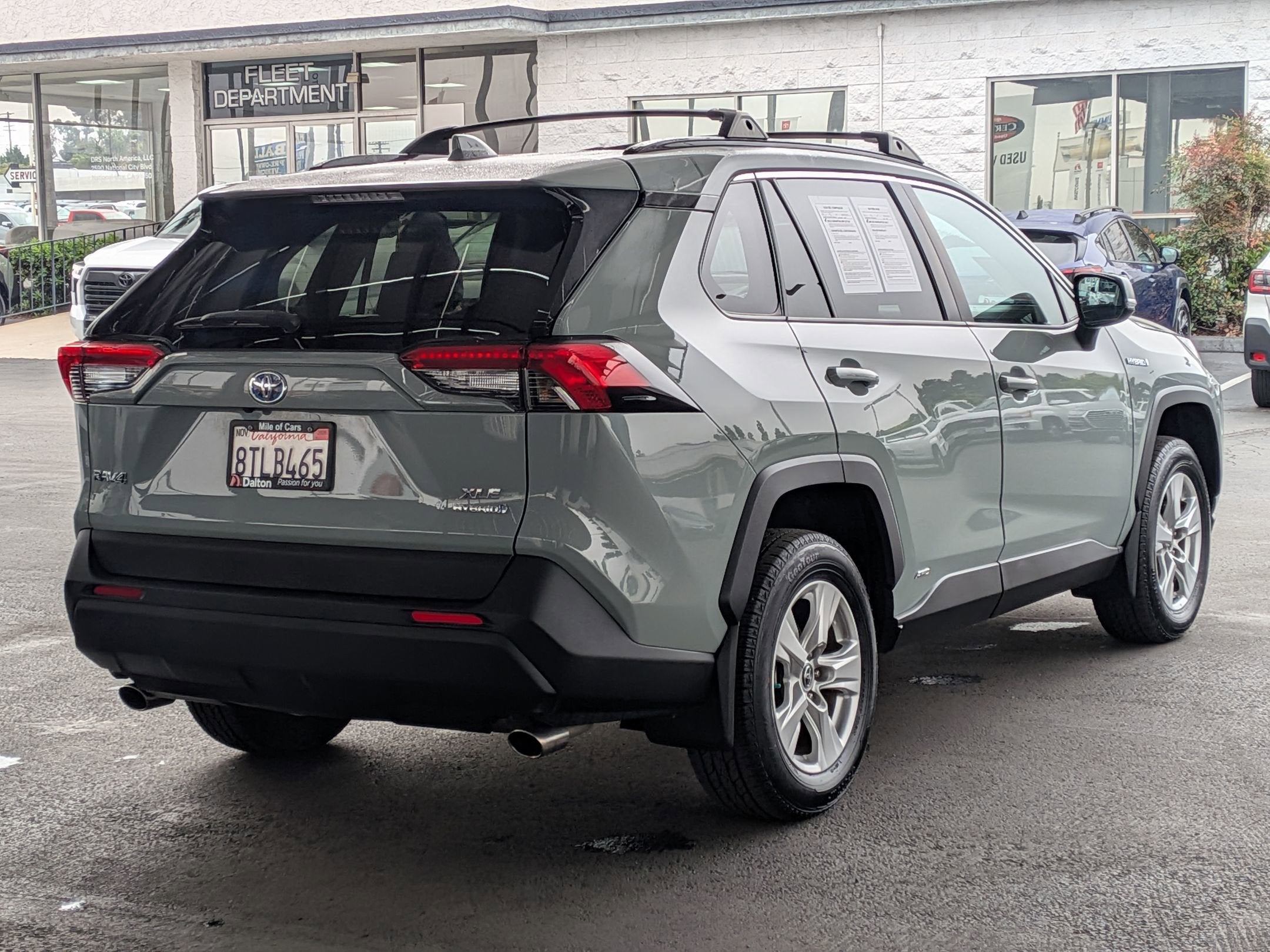 2021 Toyota RAV4 HYBRID Hybrid XLE